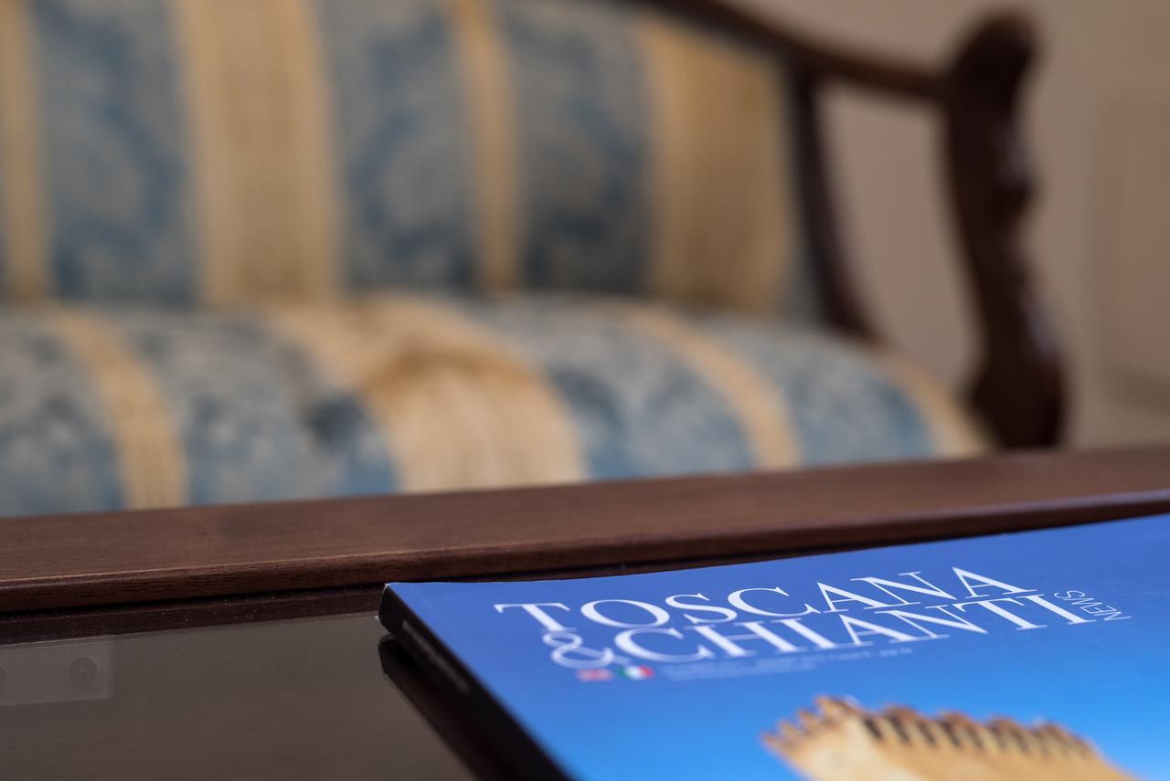 לוקה B&B Residenza Di Via Fontana מראה חיצוני תמונה