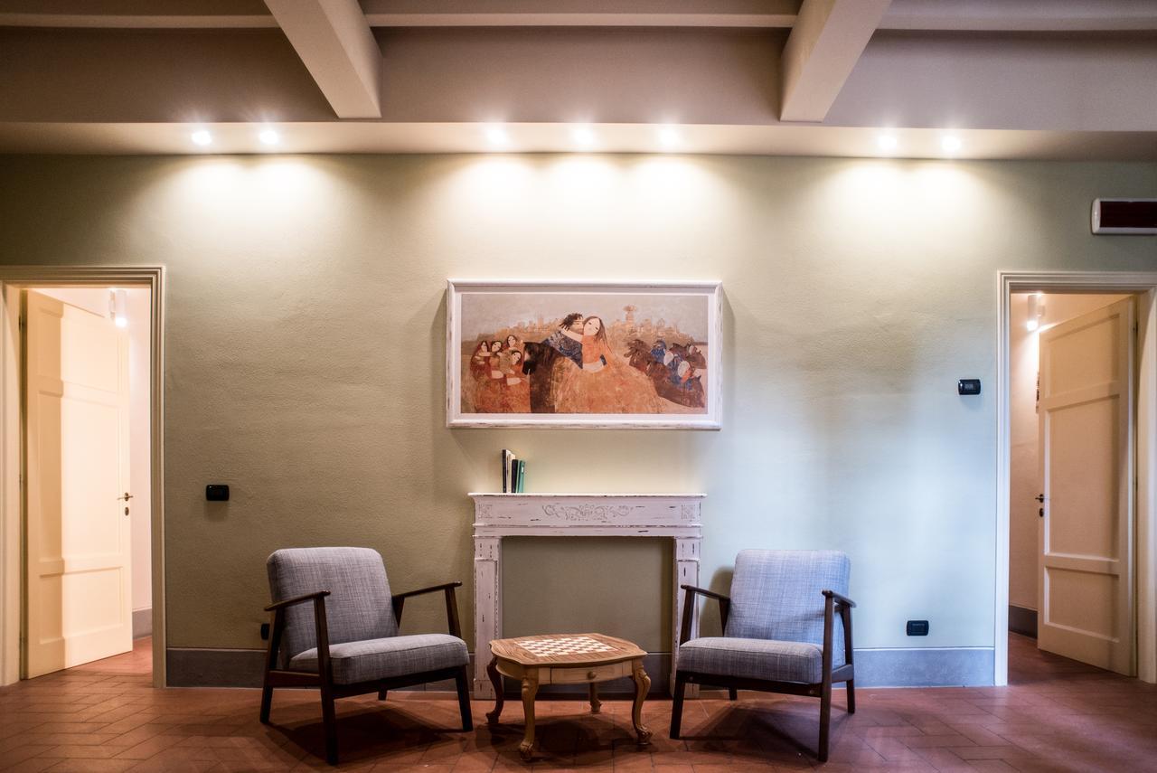לוקה B&B Residenza Di Via Fontana מראה חיצוני תמונה